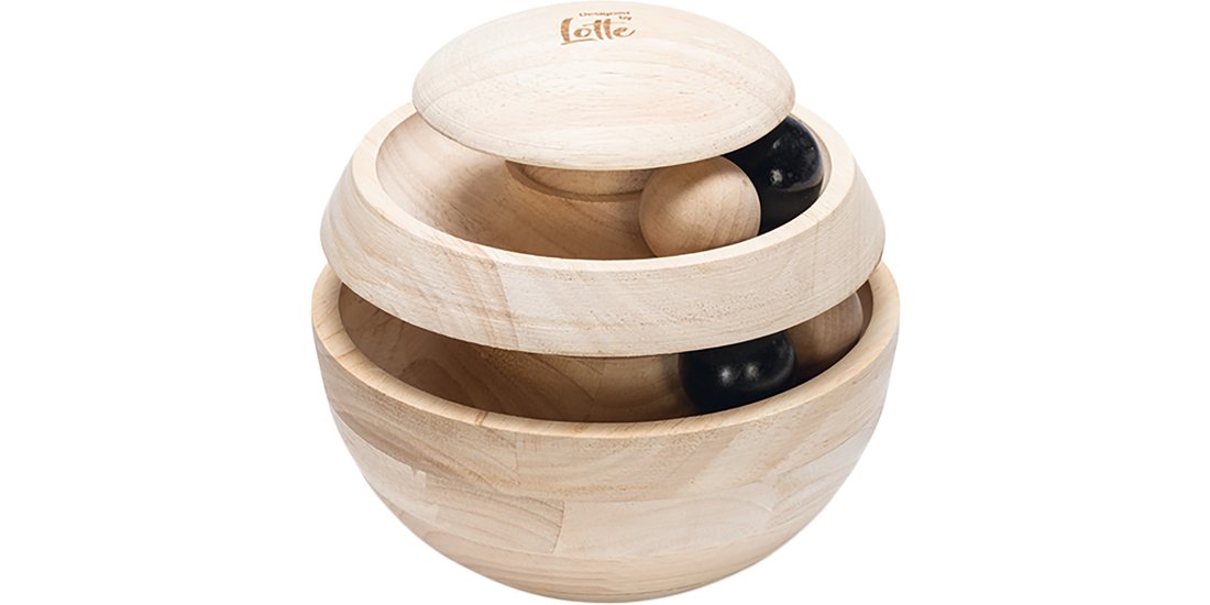 Gioco per gatti Designed by Lotte Neya in legno…