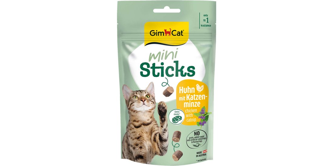 GimCat Mini Sticks 50 g – Pollo con Catnip