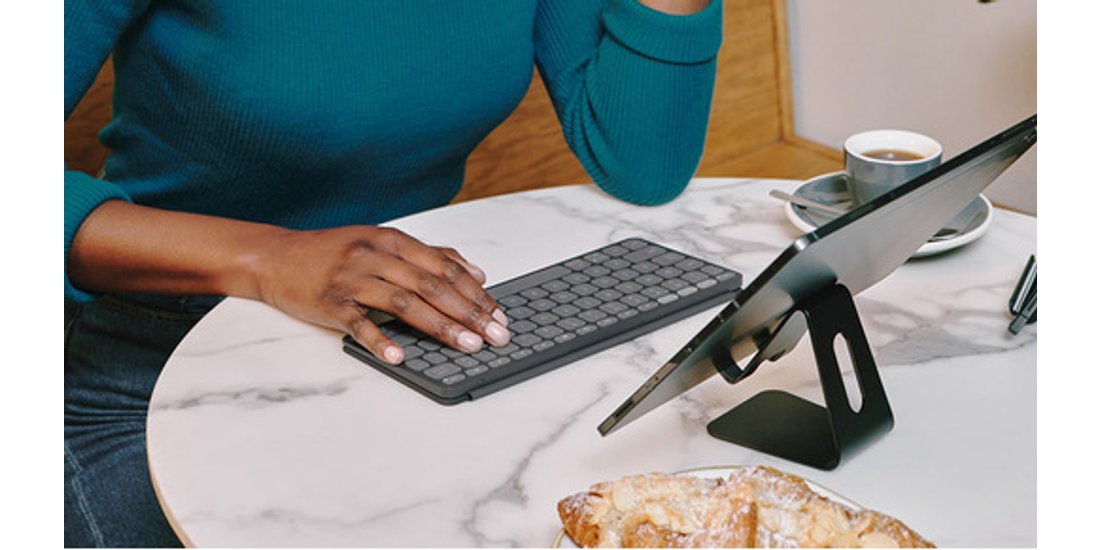 Logitech Keys-To-Go 2 tastiera Bluetooth