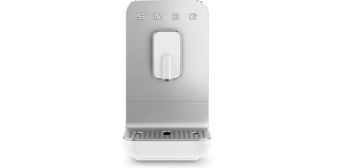 Smeg Macchina da Caffè Automatica lancia vapore…