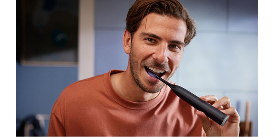 Philips Sonicare serie 7100 Spazzolino Elettrico…