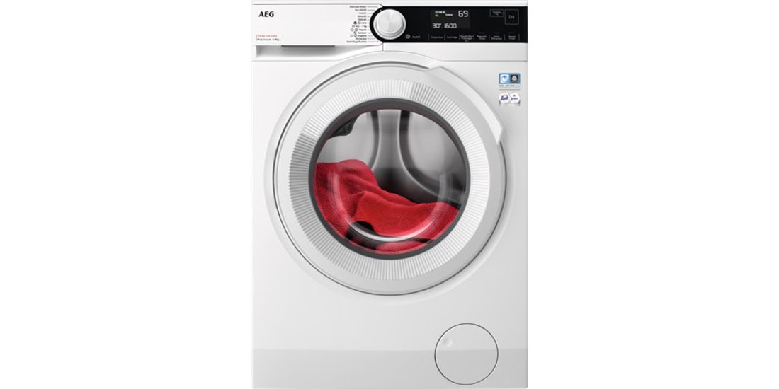 AEG LR7D96CW Lavatrice serie 7000 ProSteam®…