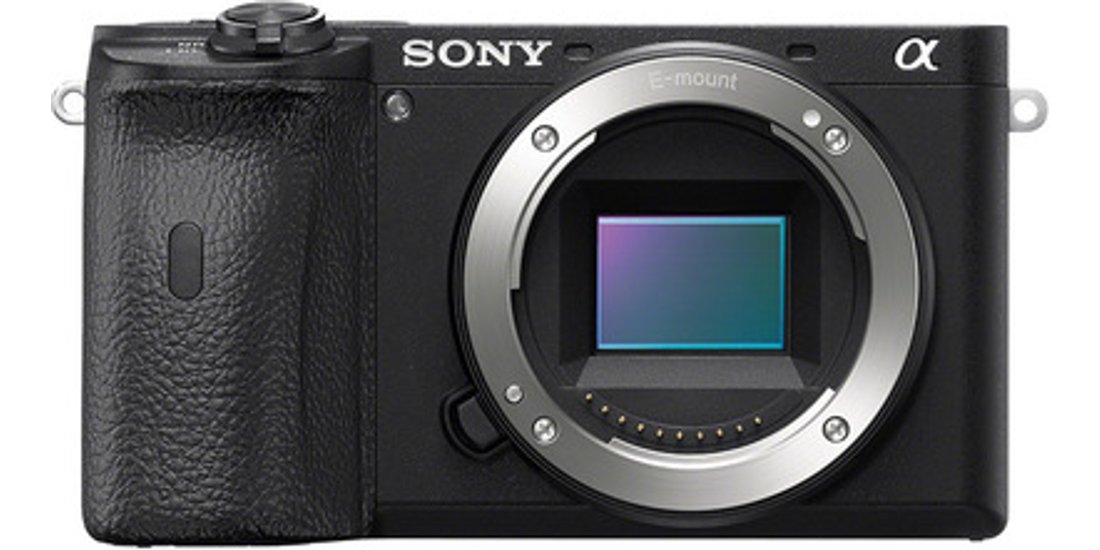 Sony α Alpha 6700 + E PZ 16-50mm F3.5-5…