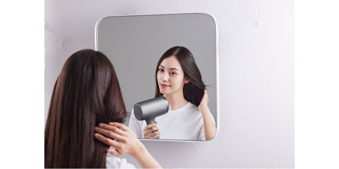 Panasonic EH-NA9N asciuga capelli 1600 W Grigio…