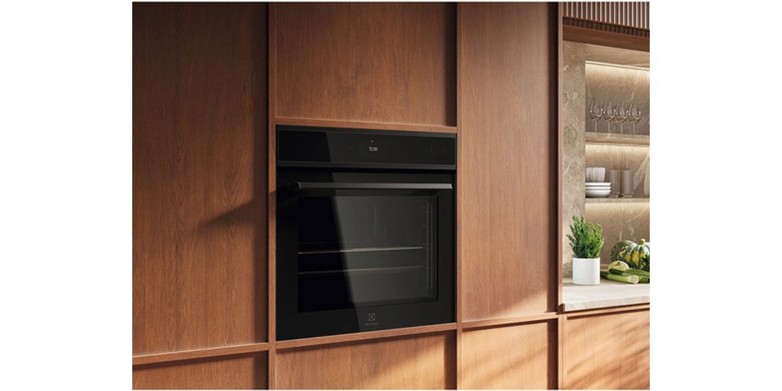 Electrolux Serie 800 EOB9S3XH Forno A vapore …