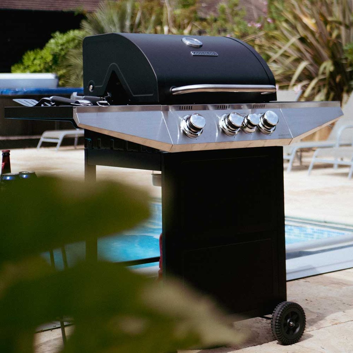 Tennessee Freestanding Outdoor Gas BBQ with Side Burner - Black