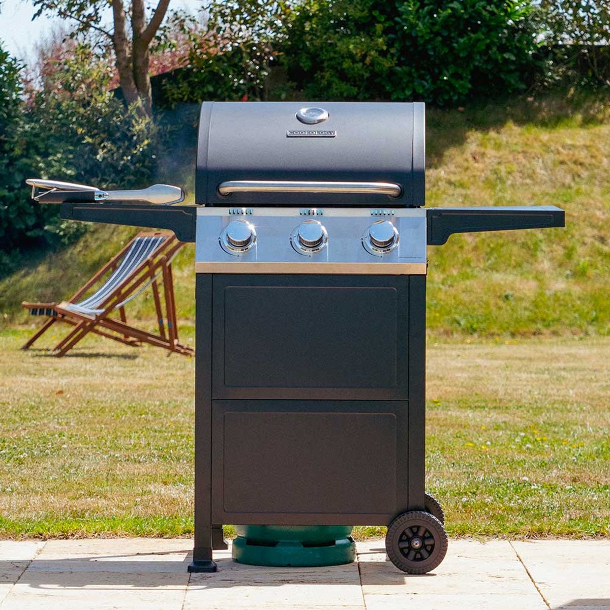 Kentucky Freestanding Outdoor BBQ - 3 Burner Gas BBQ - Black