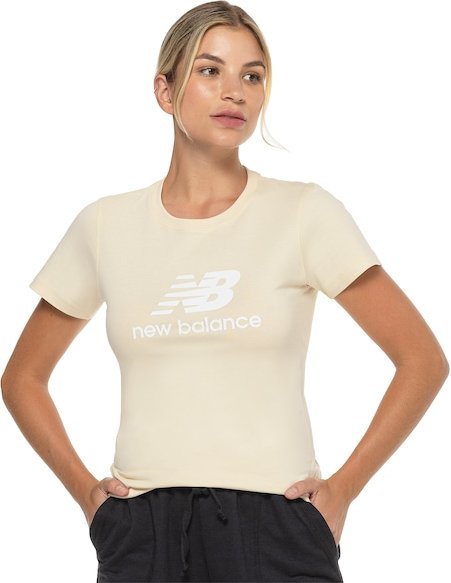 Camiseta New Balance Manga Curta Essentials Feminina
