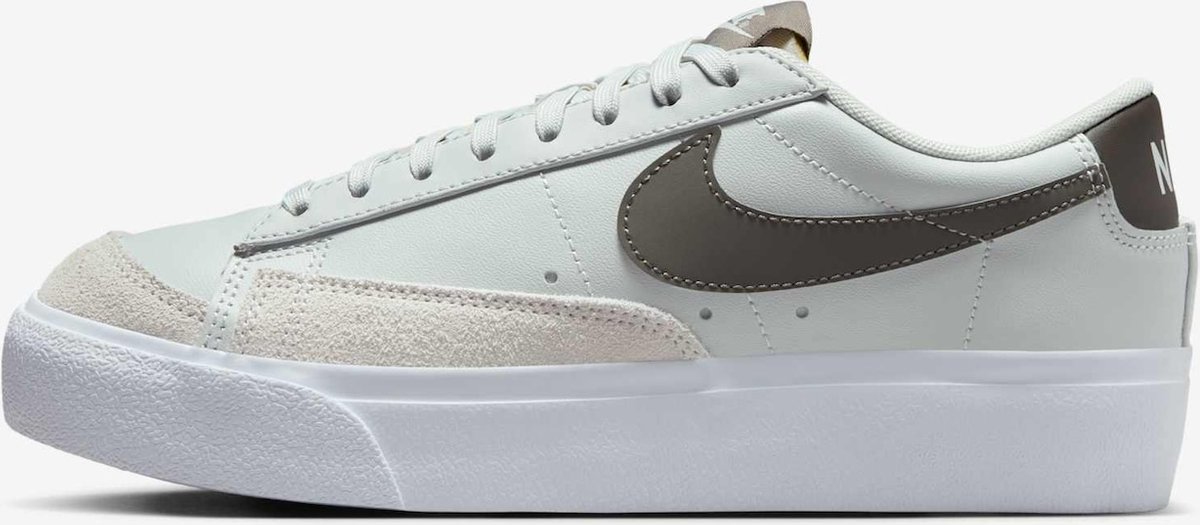 Tênis Nike Blazer Low Platform Feminino