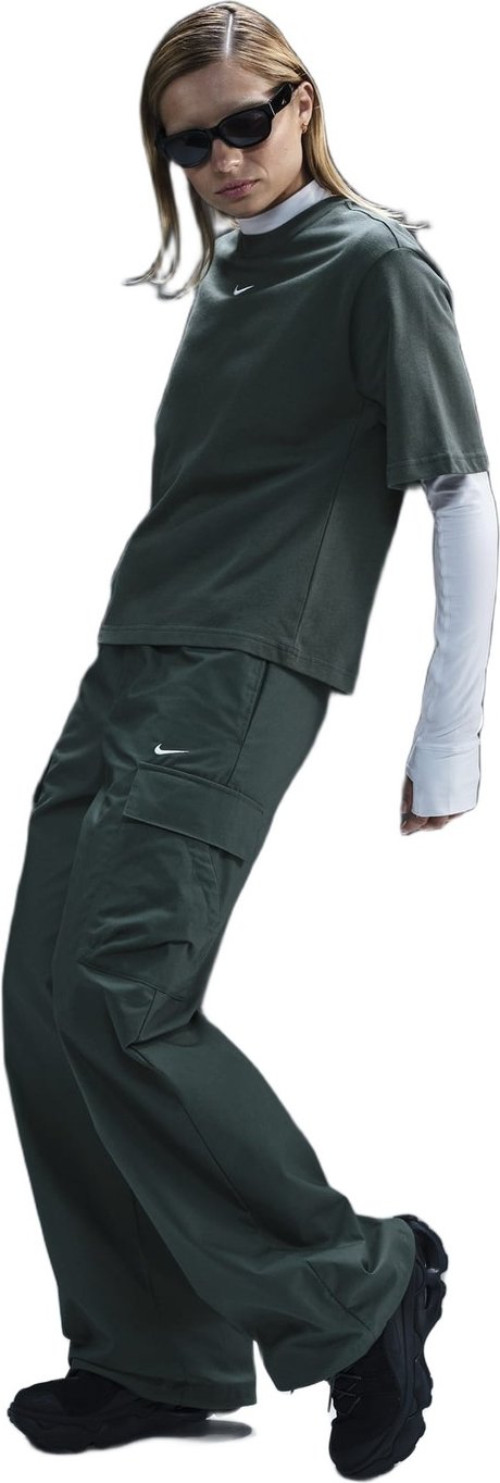 Imagem principal Calça Nike Sportswear Essentials Feminina Verde Nike Sportswear Verde