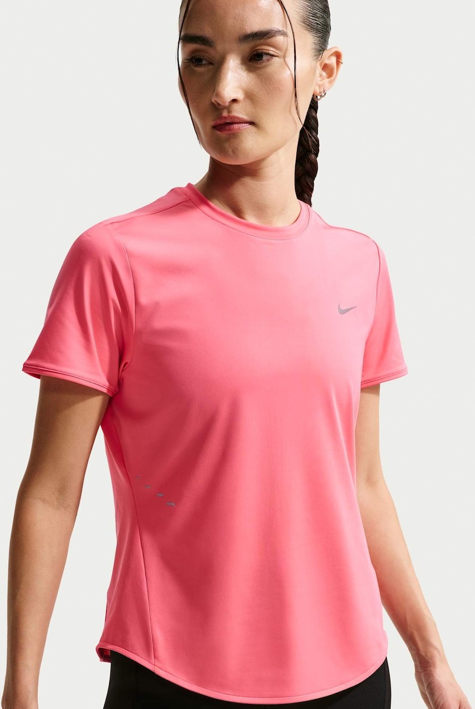 Camiseta Nike Dri-FIT Swift Feminina