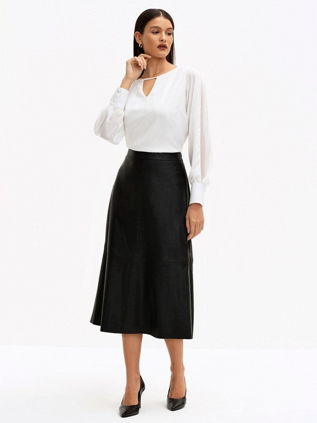 Saia Principessa Midi de Poliuretano Preta Carolin