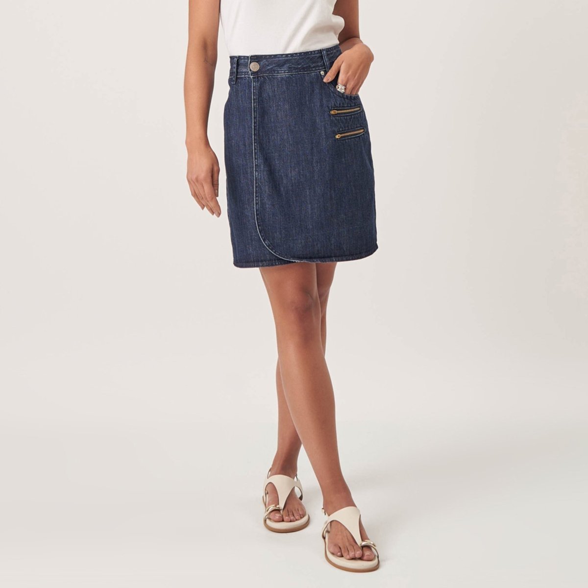 Saia Jeans Transpassada Com Dois Zíperes Azul Escuro