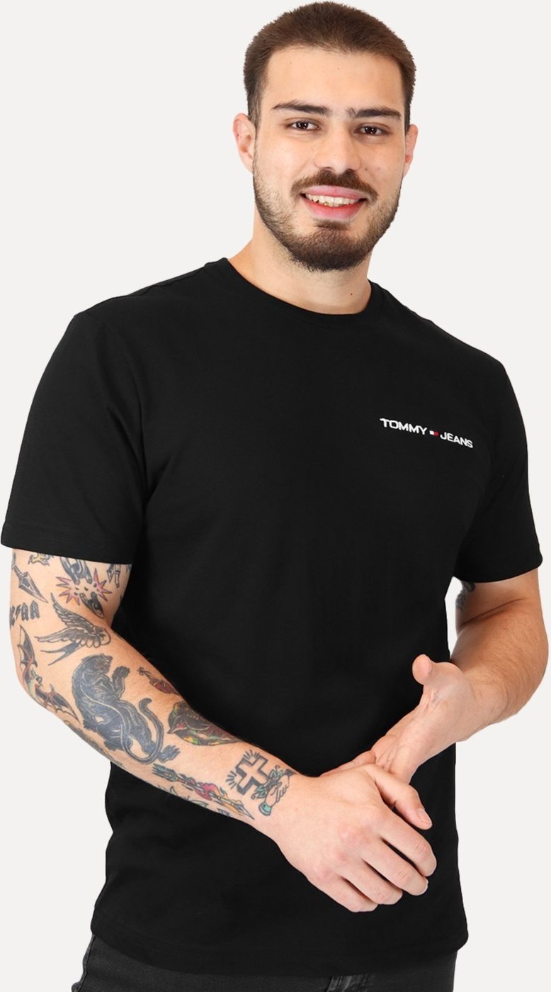 Camiseta Tommy Jeans Masculina Classic Linear Embroidered Chest Preta