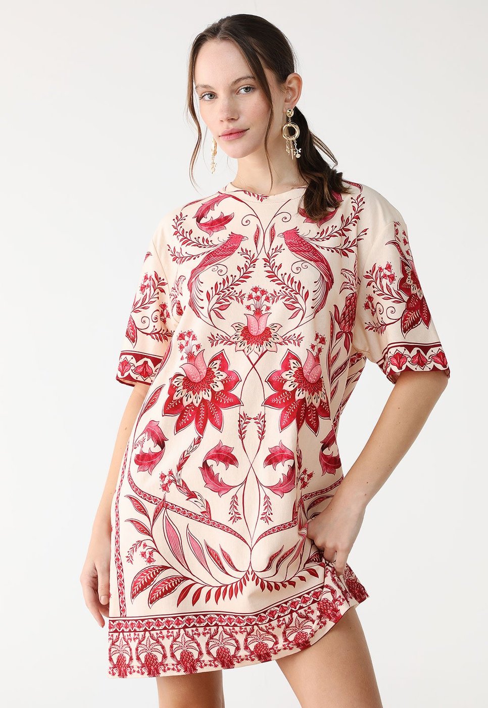 Vestido FARM Curto Tshirt Basico Nina