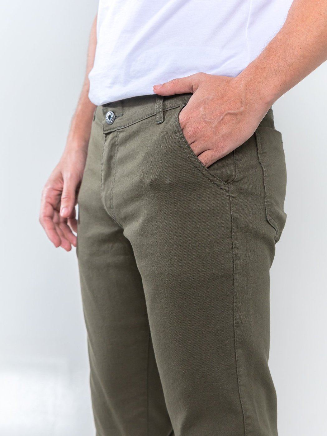 Imagem principal Calça Sarja Masculina Kovali Casual Premium Com Elastano Confortável Bolso-Faca Verde KOVALI FASHION STORE verde militar KOVALI FASHION STORE verde militar