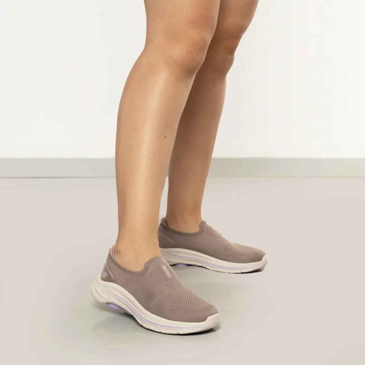 Imagem principal Tênis Skechers Go Walk 8 Feminino preto Skechers preto