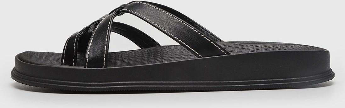 Rasteira Feminina Moleca Tiras Cruzadas Preta