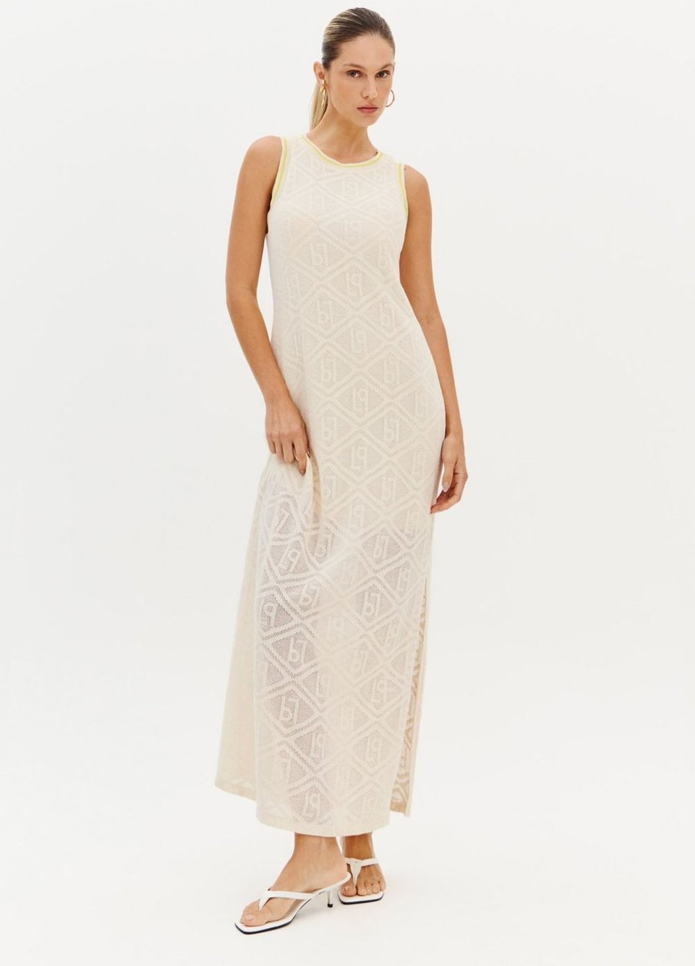 Vestido Super Midi Com Fenda