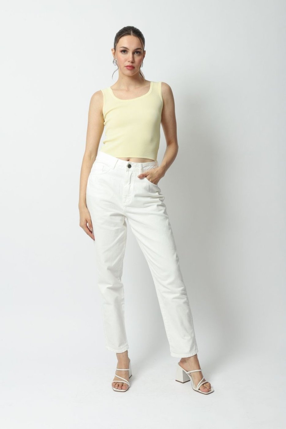 Calça Sarja Mom Off White 44