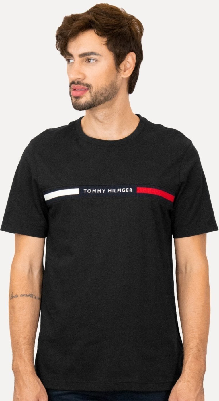 Imagem principal Camiseta Tommy Hilfiger Masculina Chest Insert Logo Preta preto Tommy Hilfiger preto