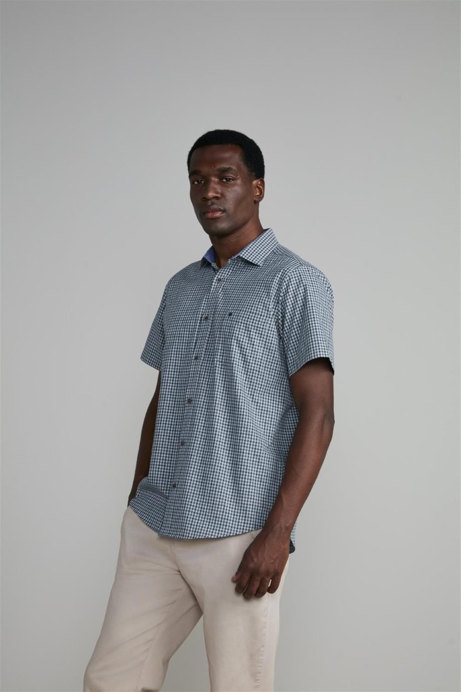 Imagem principal HIGHSTIL Camisa Manga Curta com Bolso Comfort Listrada verde HIGHSTIL verde