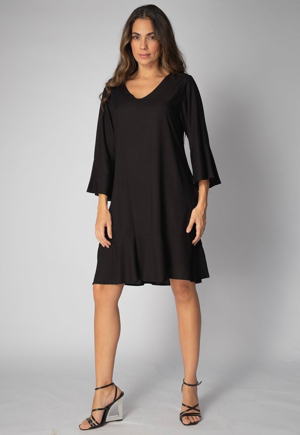 Vestido Curto Etá Viscose Amazonia Vital com Babado na Barra e na Manga