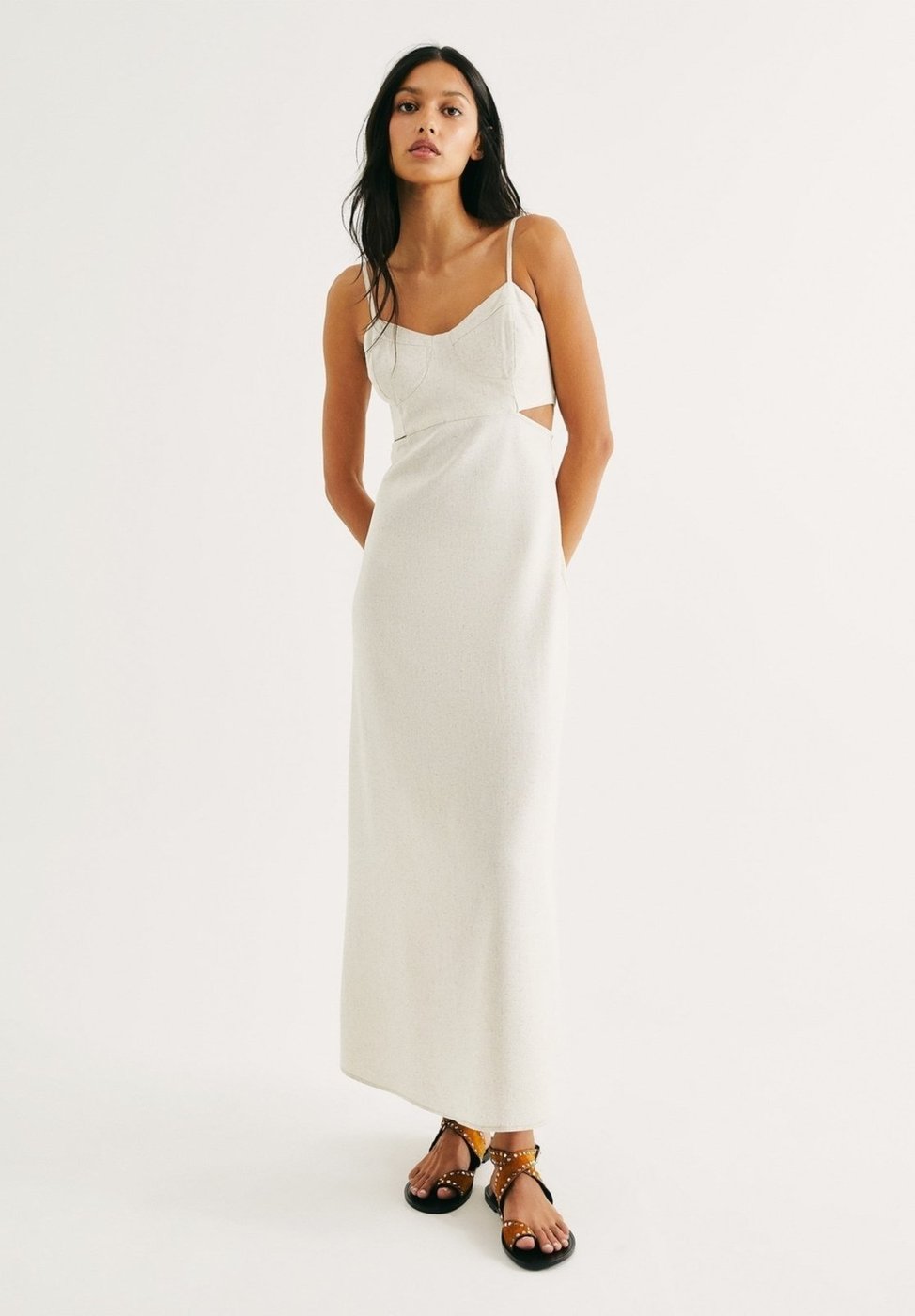 Imagem principal Vestido Midi Evasê Com Lastex Em Linho Hering off-white Hering off-white