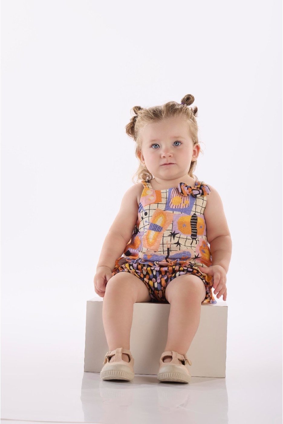 Imagem principal Infantil - Conjunto com Bata e Calcinha Três e Já branco Três e Já branco