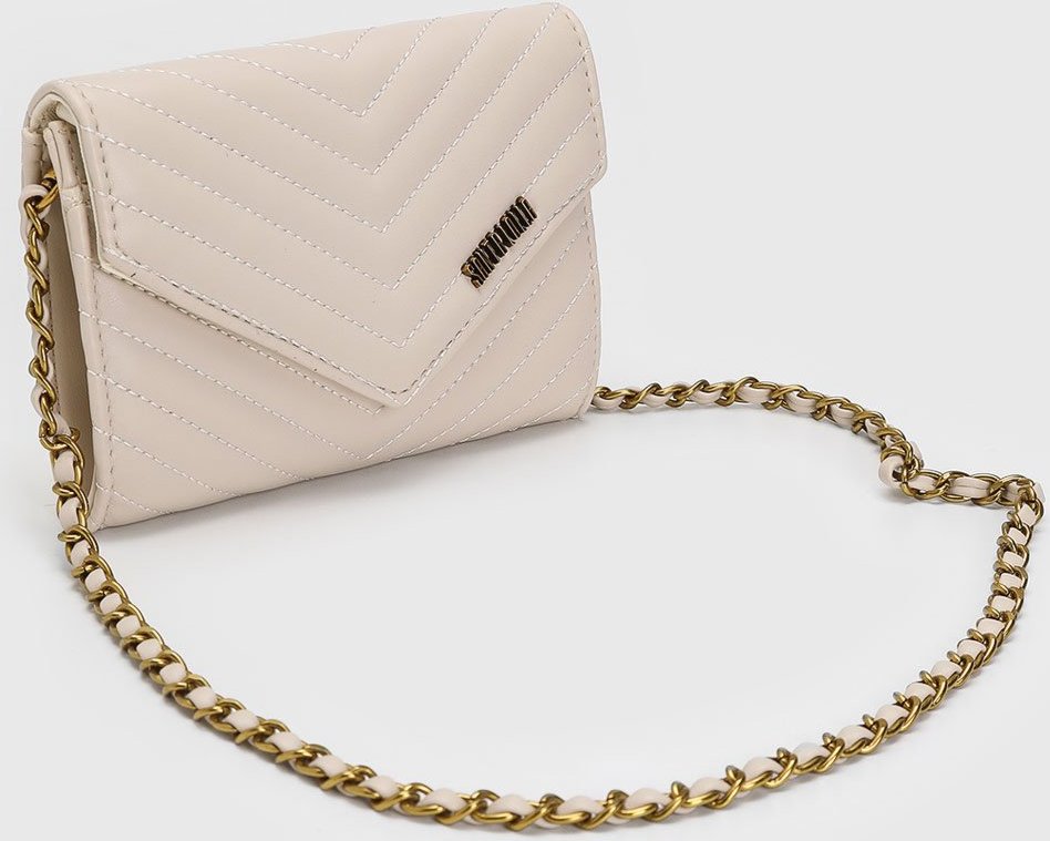 Carteira Transversal Santa Lolla Alça Corrente Off-White