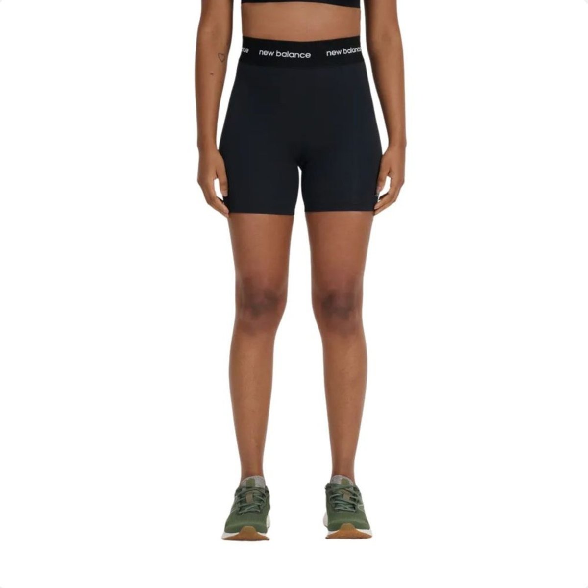 Bermuda Feminina Curta New Balance Sport Essentials Active Preta