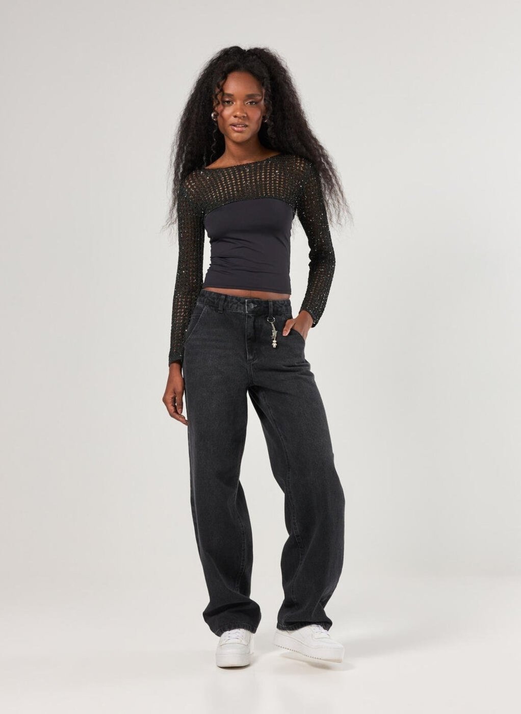 Calça Jeans Baggy Cintura Baixa Chaveiro