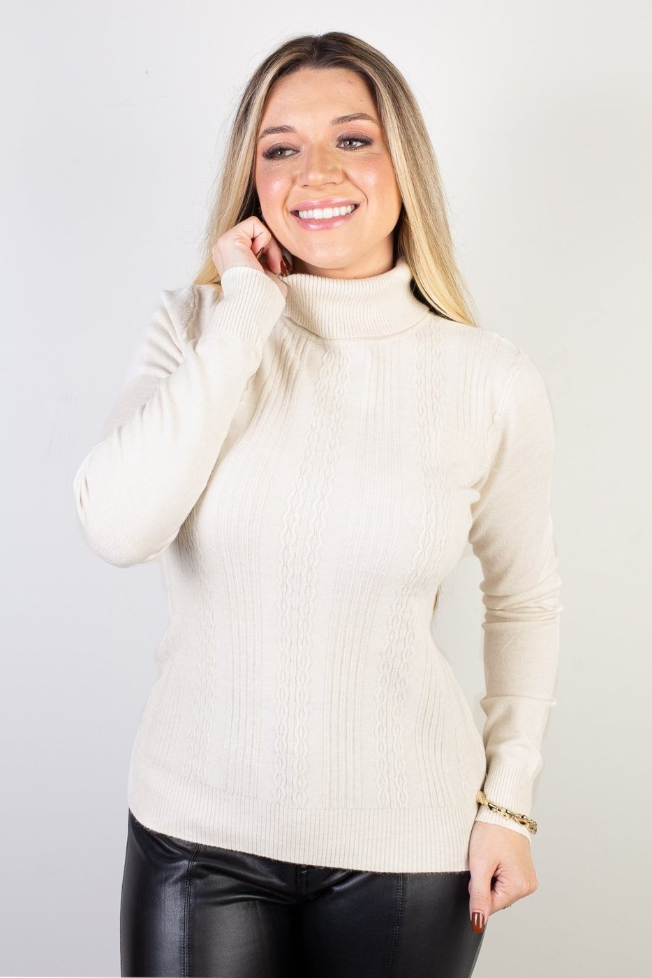 Imagem principal Blusa feminina de malha gola alta 81090 - Cru Enluaze laranja Enluaze laranja