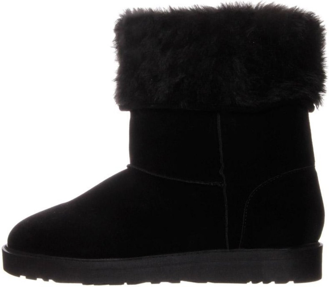 Bota de Pelos Damannu Shoes Preta Forrada Com Pelos