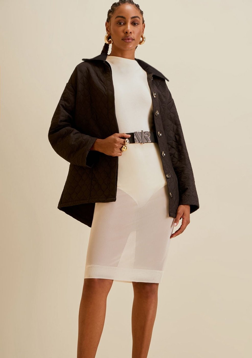 Casaco Morena Rosa Solto Manga Longa Padrão Preto