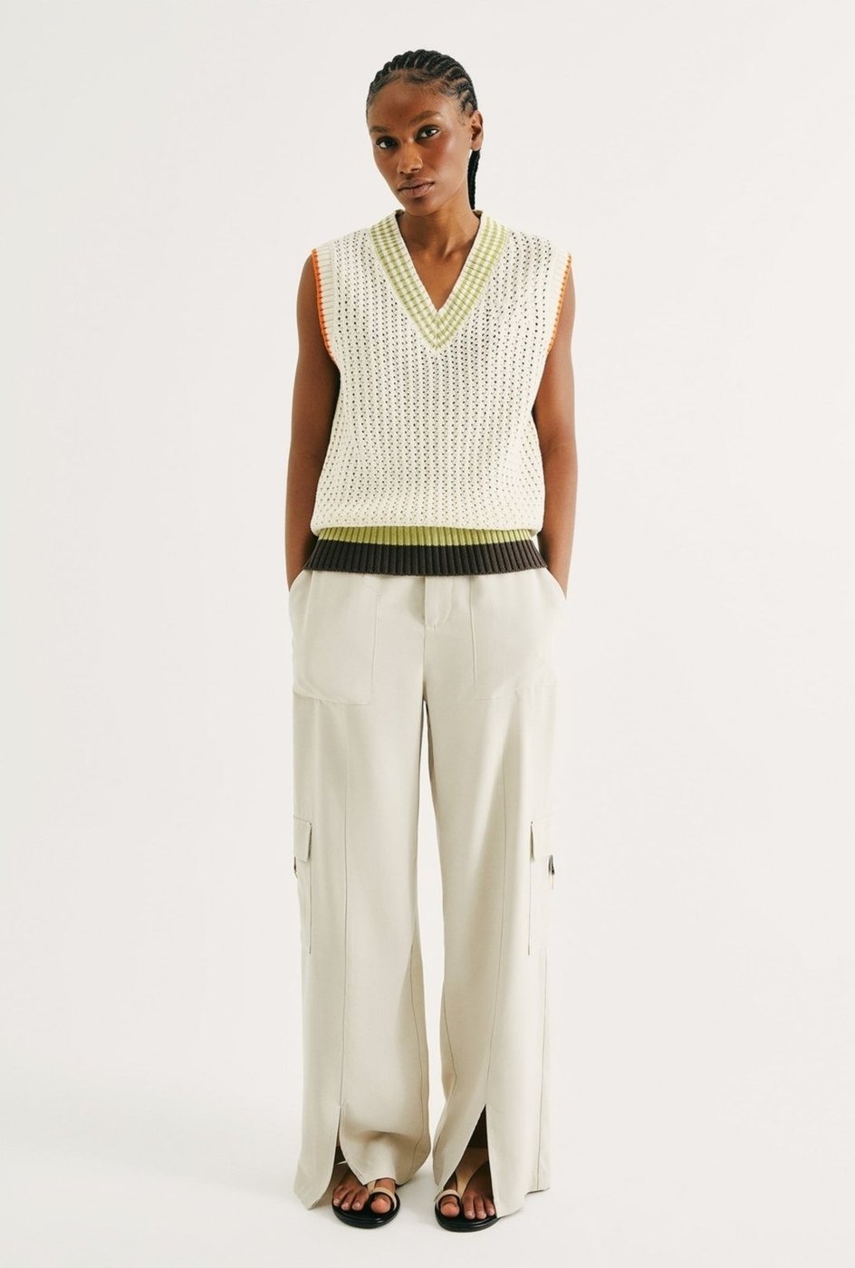 Calça Feminina Cargo Em Peach Touch