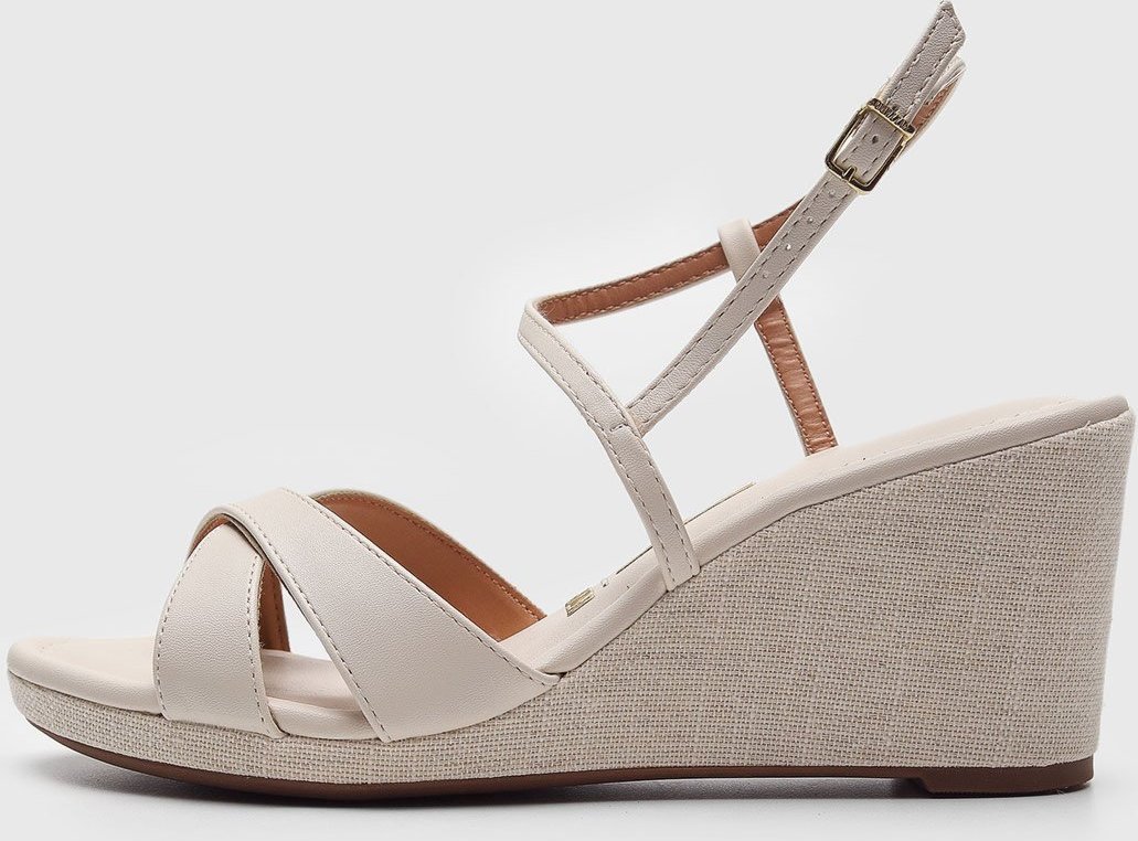 Sandália Anabela Vizzano Tira Transpasse Off-White