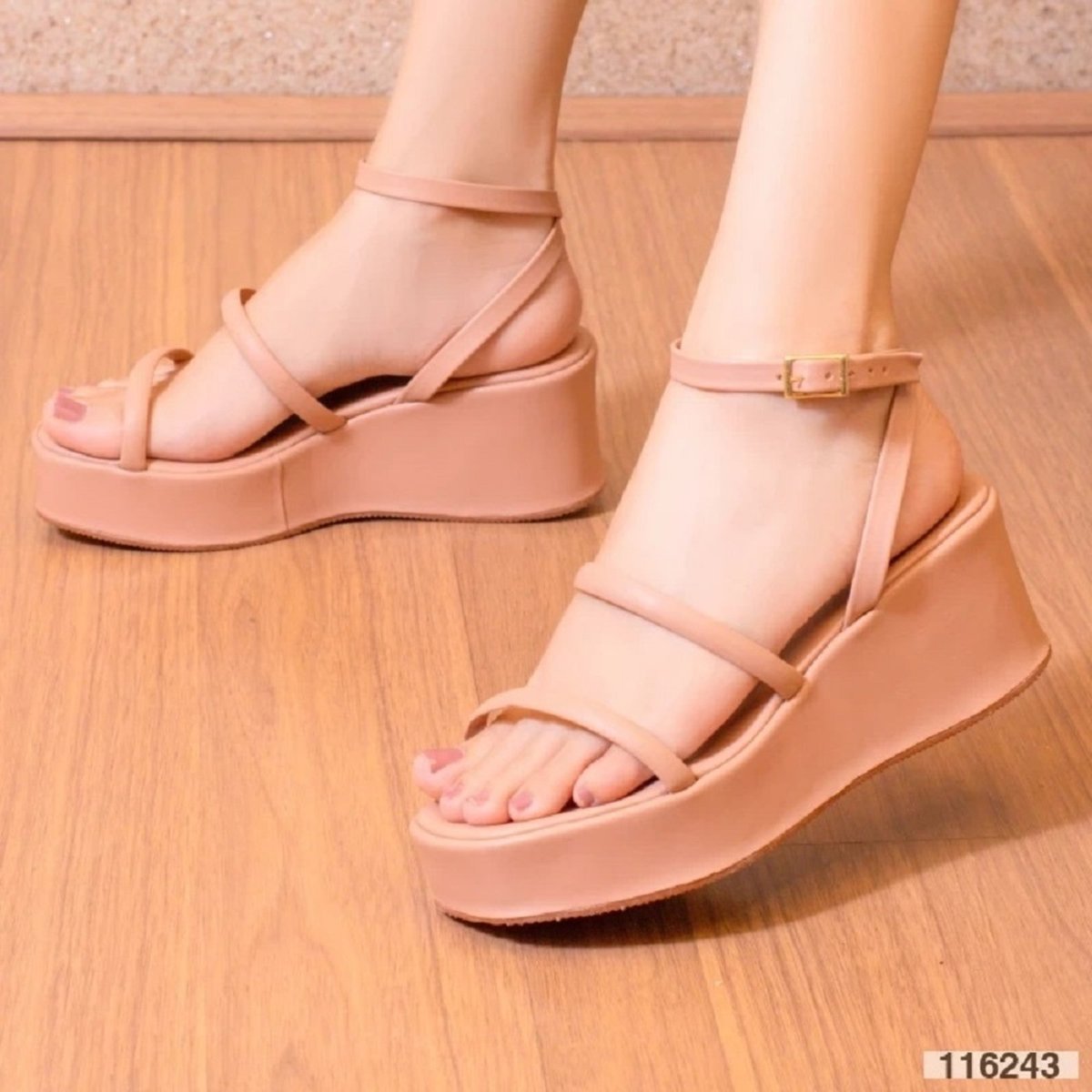 Sandália Anabela 2 Tiras Bauladas Rofely