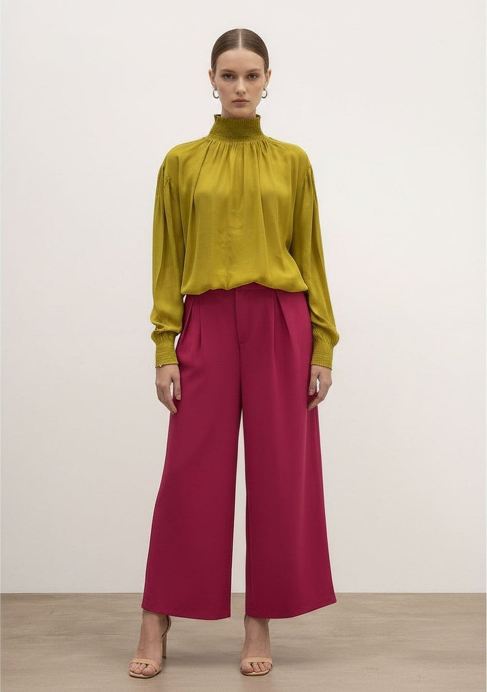 Imagem principal Blusa Iódice Solta Gola Alta Manga Longa Padrão cinza IÓDICE cinza