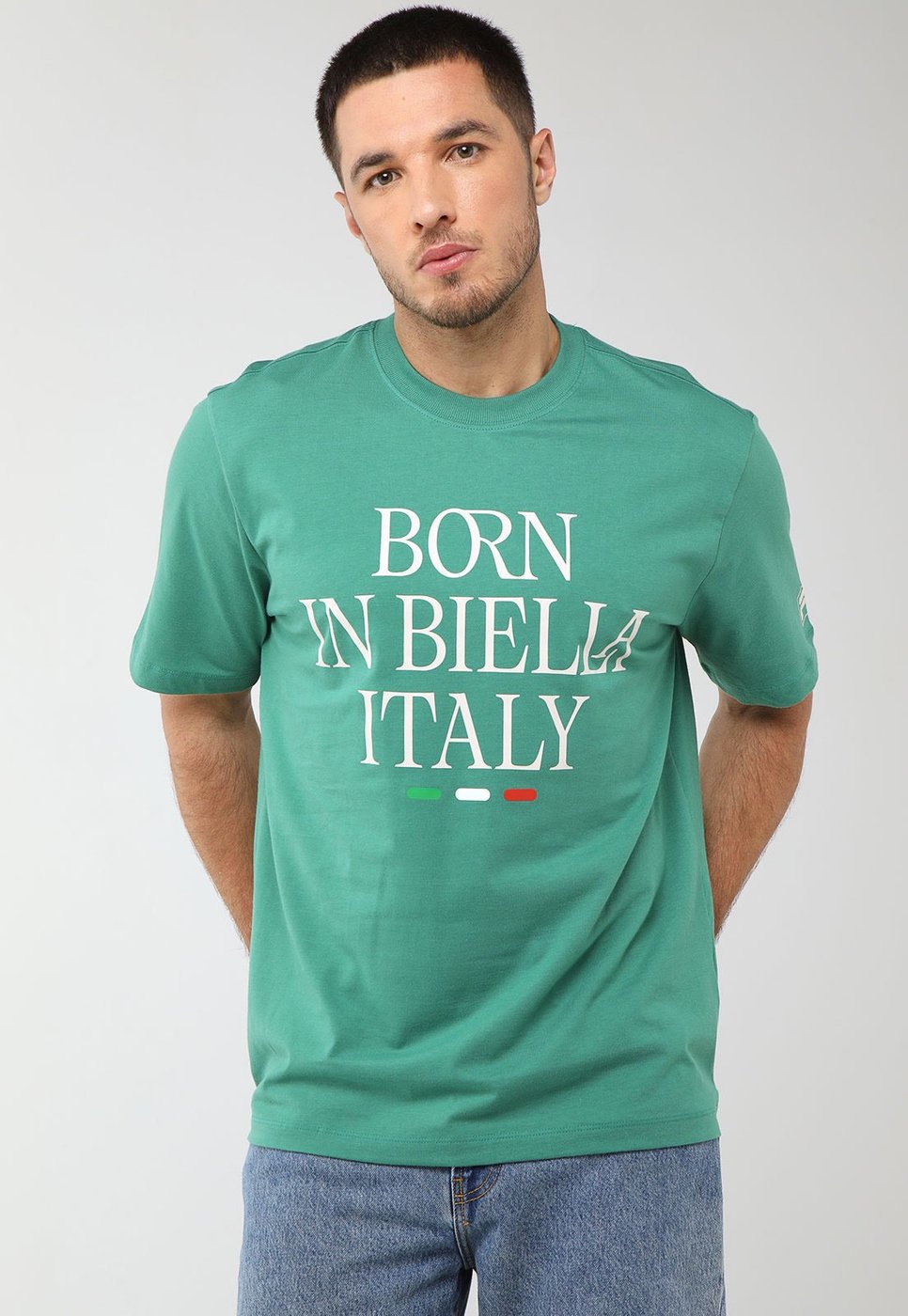 Imagem principal Camiseta Masculina Fila Comfort Born In Biella Italy verde Fila verde