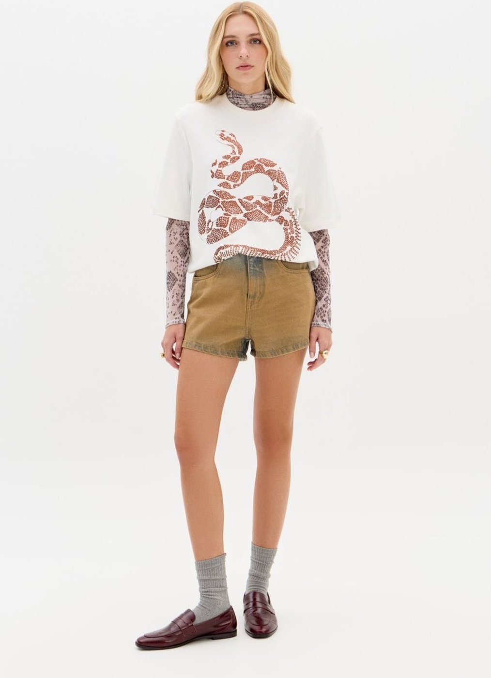 Short Jeans Relaxed Cintura Média