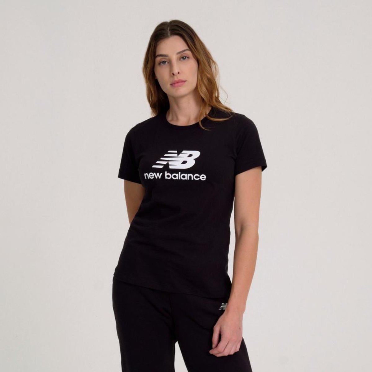Imagem principal Camiseta New Balance Essentials Feminina incolor New Balance incolor