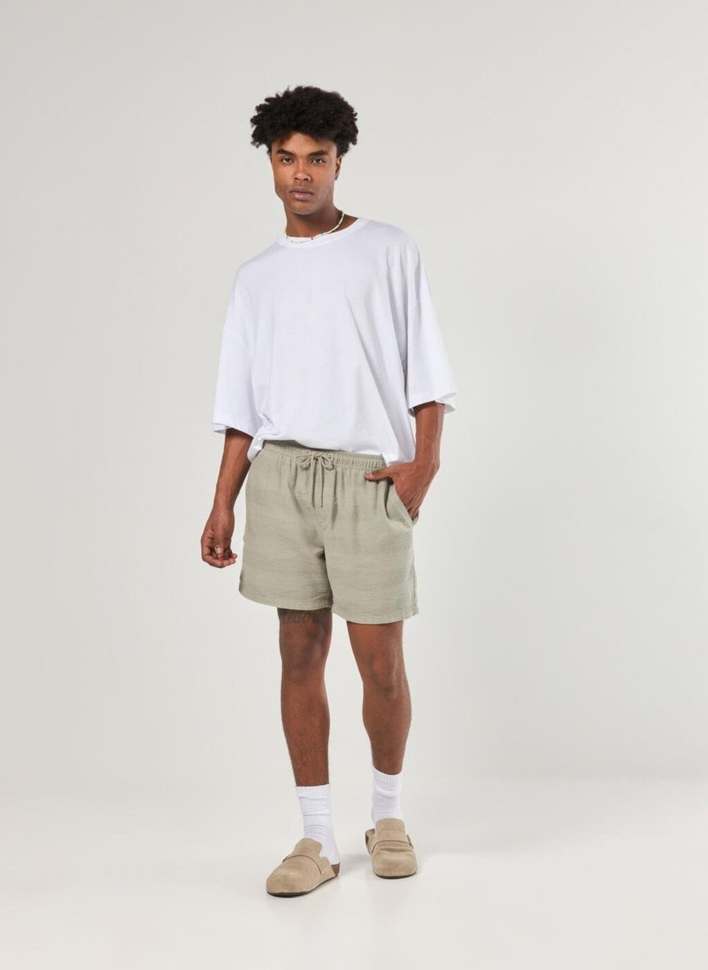 Imagem principal Bermuda Textura Especial Youcom verde oliva Youcom verde oliva