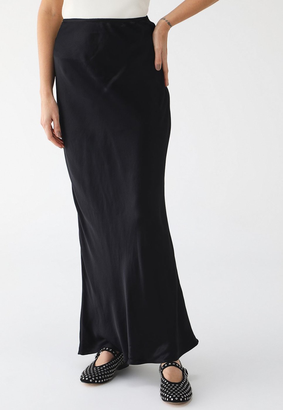 Saia TOPSHOP Longa Acetinada Preta