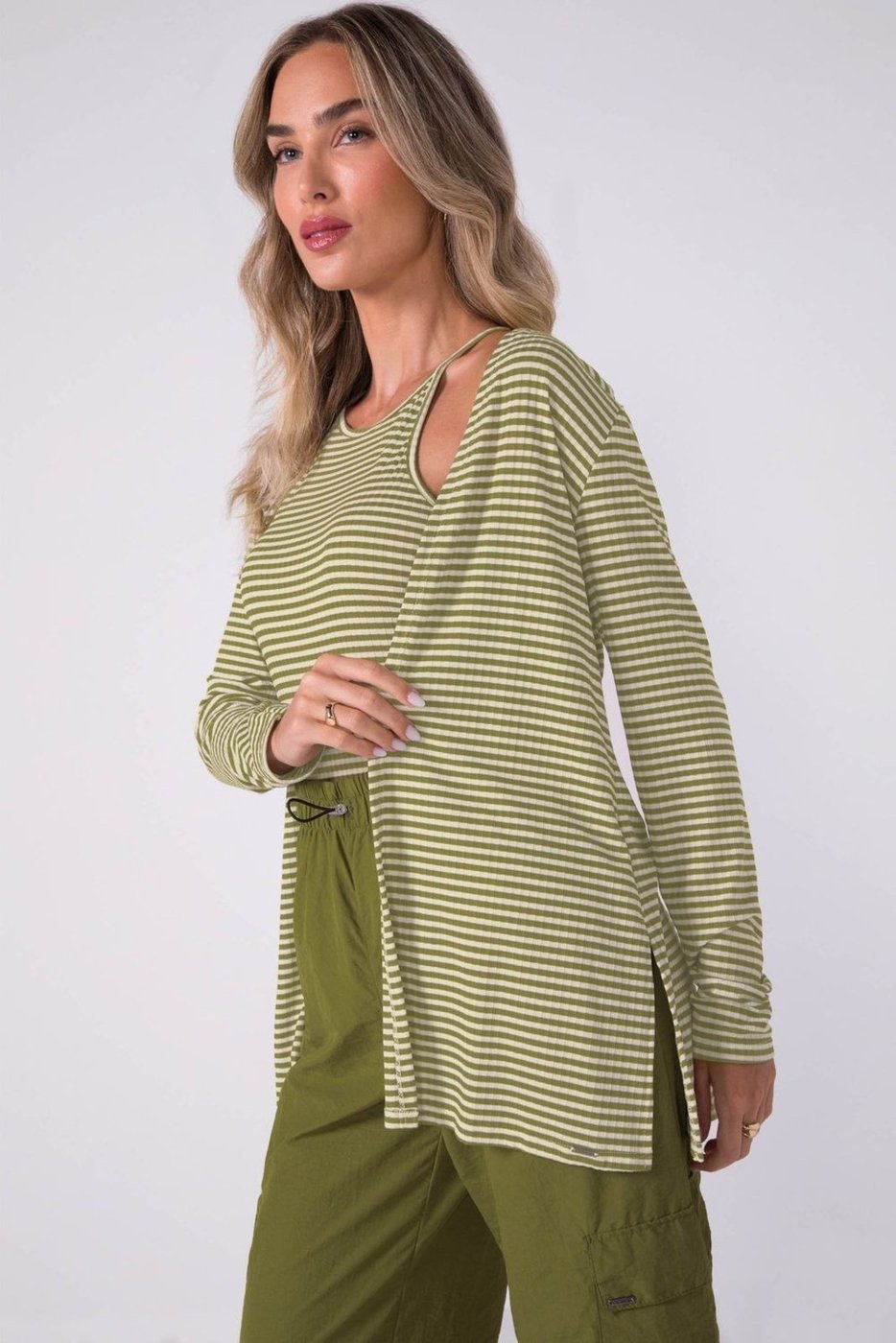 Imagem principal Conjunto Feminino Cardigan e Regata Listrado Marialícia verde Marialícia verde