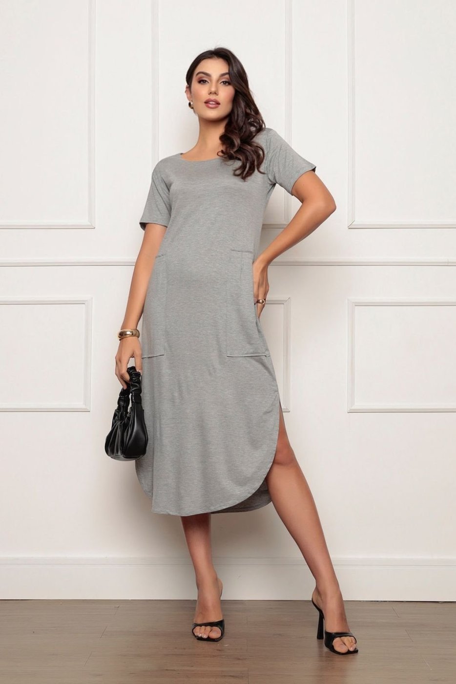 Vestido Midi Malha com Bolsos e Manga com Fenda e Gola Redonda Zipituka