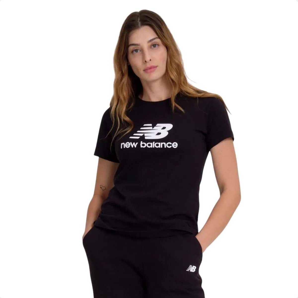 Imagem principal Camiseta Femiinina New Balance Essentials Preta preto New Balance preto