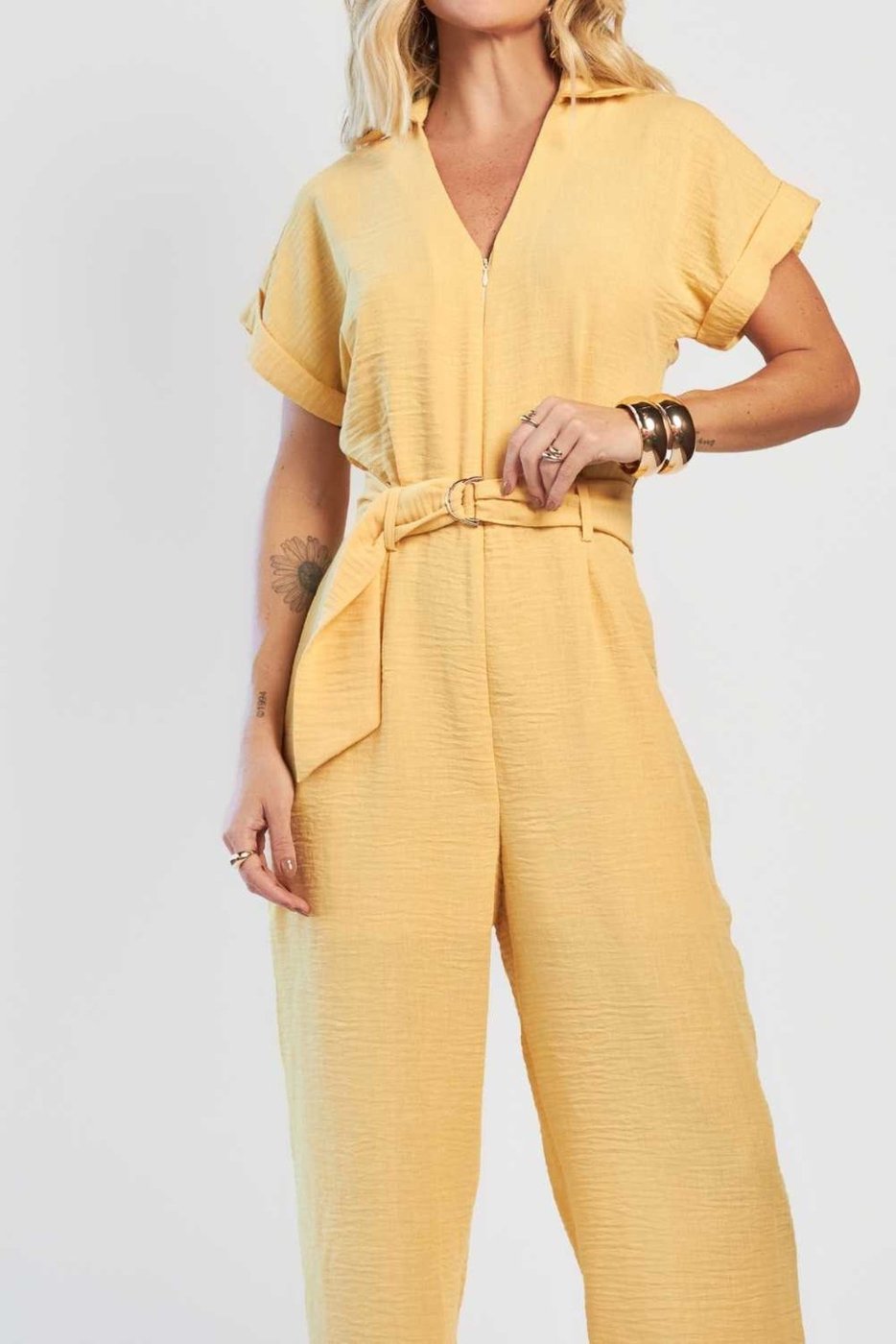 Imagem principal Macacão Vanibele Crepe amarelo Vanibele amarelo