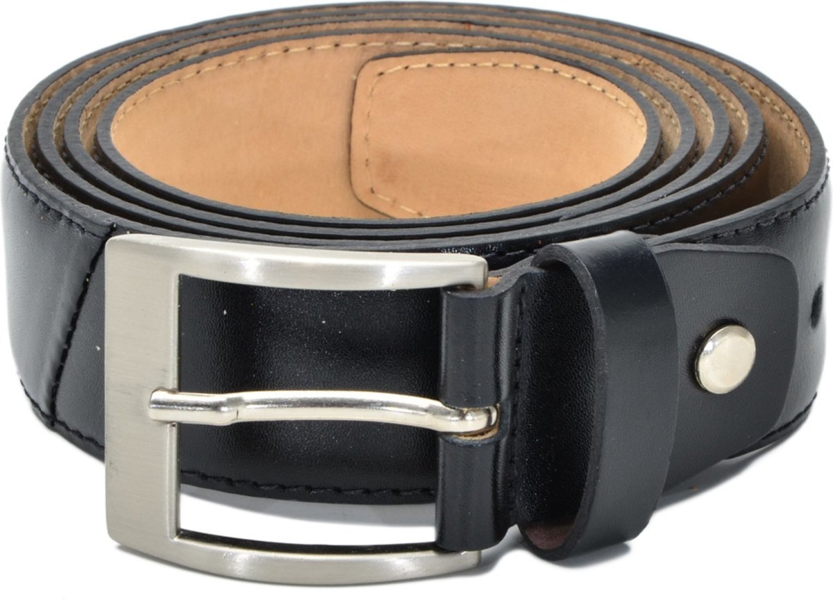 Imagem principal Cinto Couro Social Masculino Liso Fivela Metal Prata Versátil Casual Elegante FRANCA GRIFFE preto FRANCA GRIFFE preto