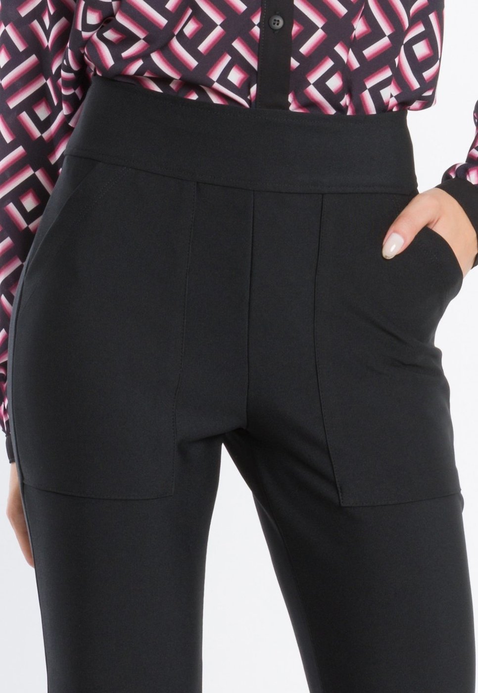 Calça PKS Flare Preta